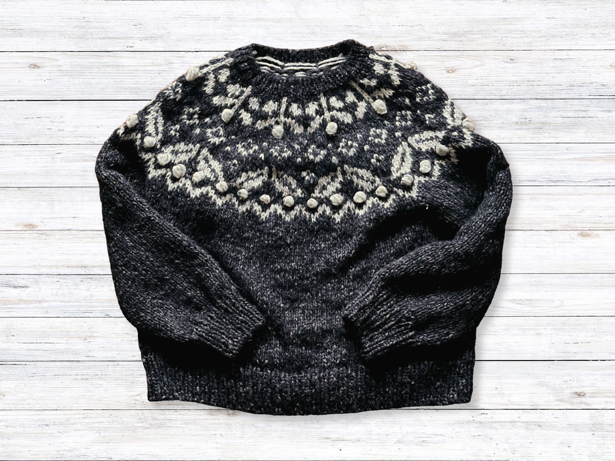 棒針編み 北欧風トップダウン丸ヨークセーター　Mサイズの画像2