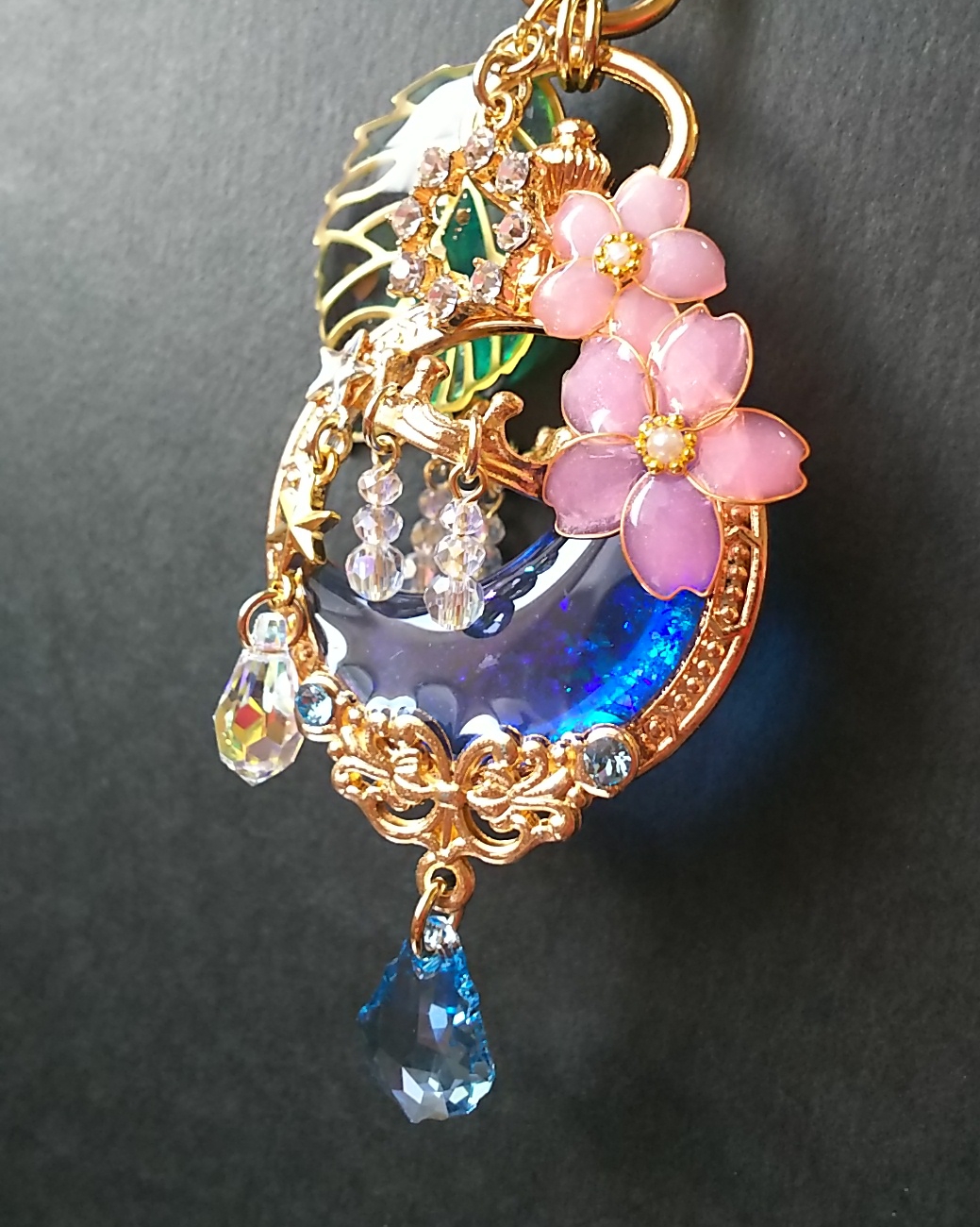 ②月夜桜シャンデリアキーホルダー🌸の画像2