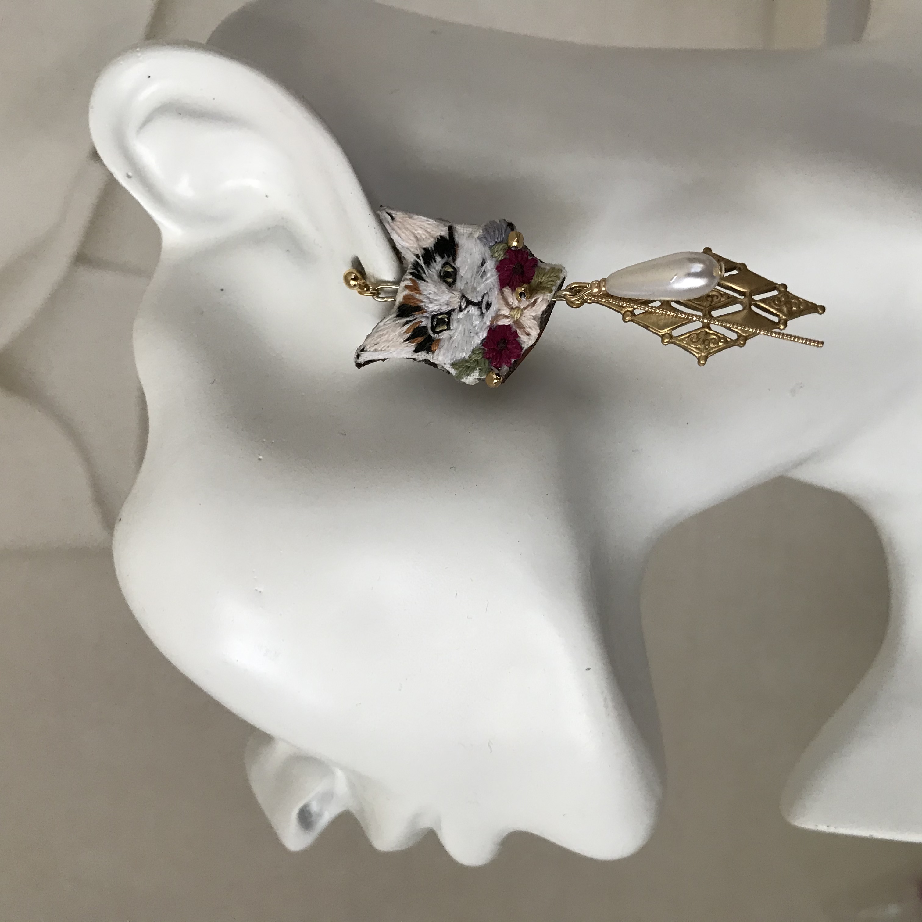 キャットフラワー　ピアス(イヤリング)の画像2
