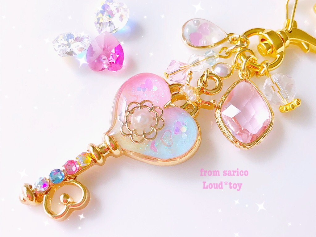 milky candy🍭ハートの鍵チャームの画像2