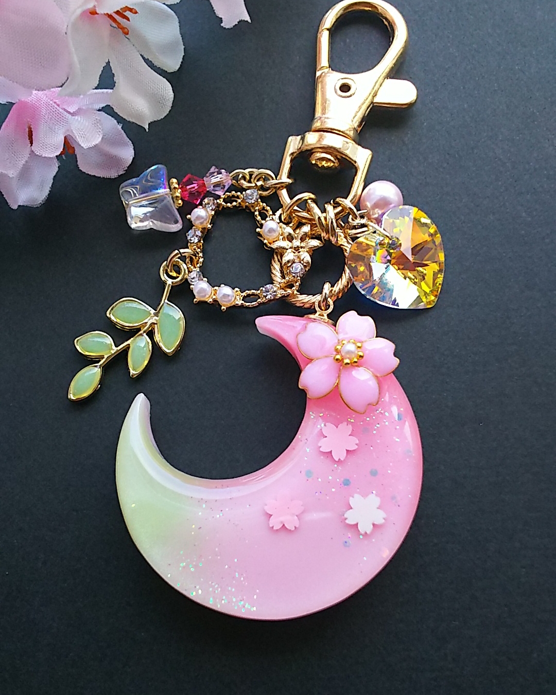 桜景色の三日月キーホルダーの画像2