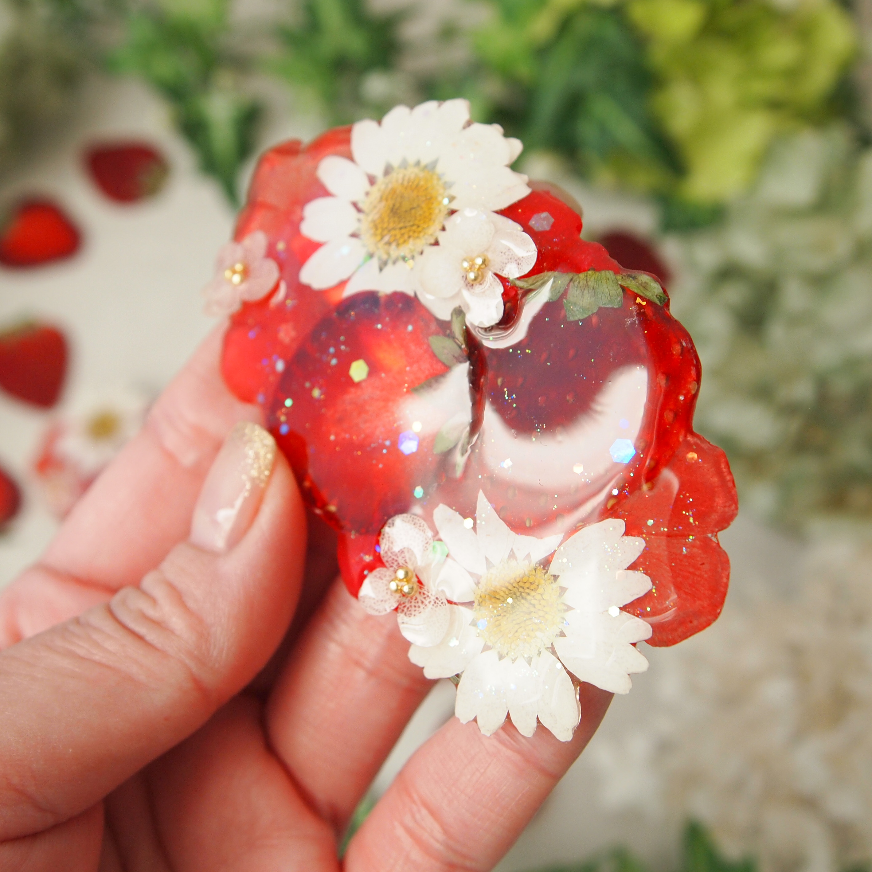赤×いちご🍓ヘアクリップの画像6