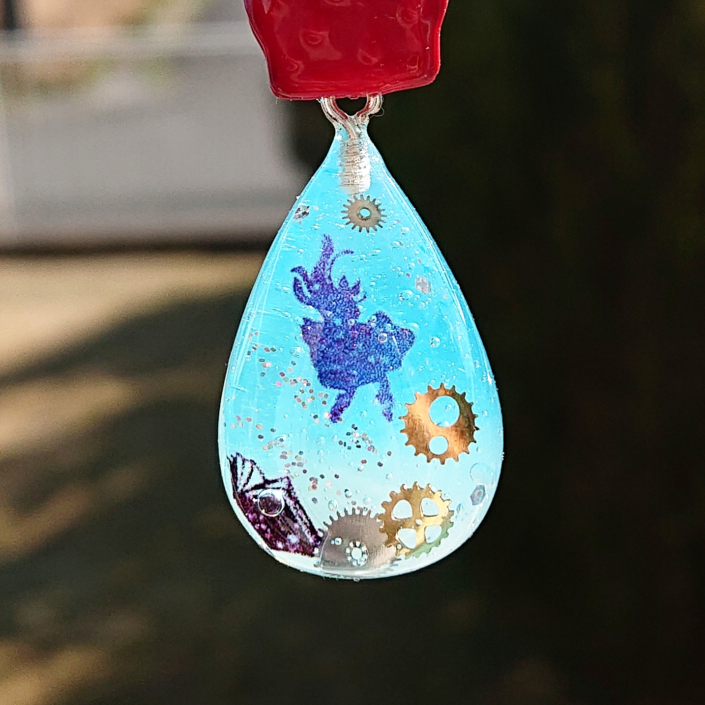 ワンダーランド❇️アリス*・°雫型レジンネックレス | FANTIST