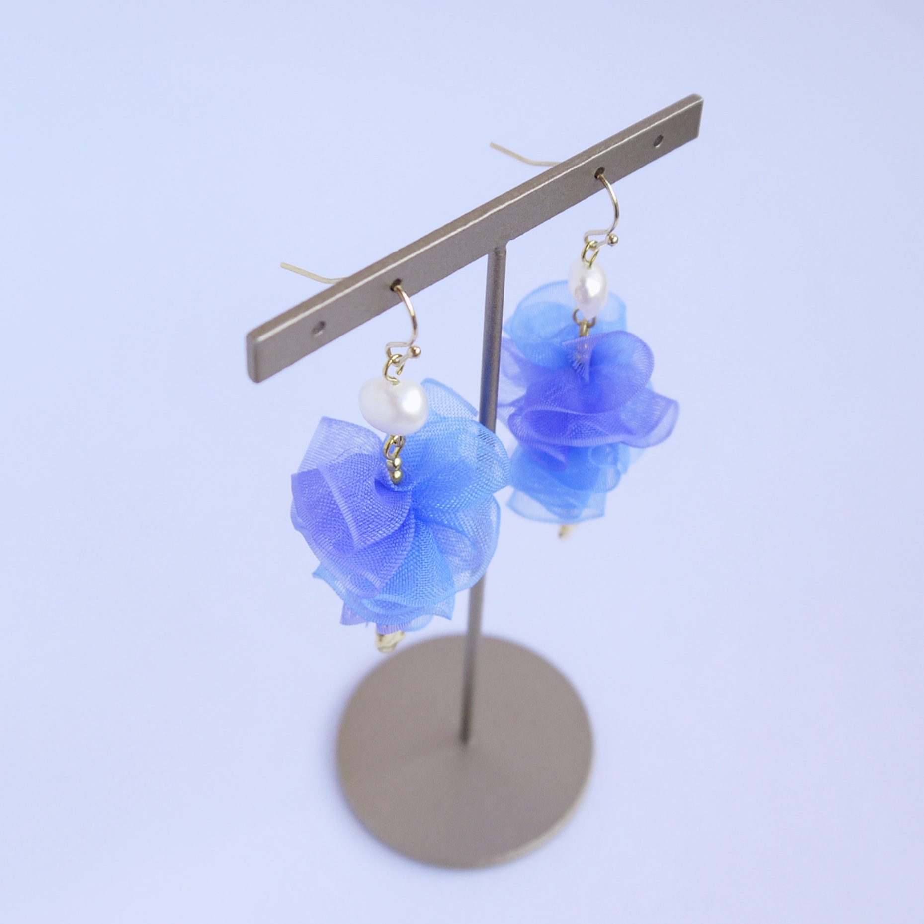 ブルーシフォンのふわりピアス/イヤリング【air】の画像2