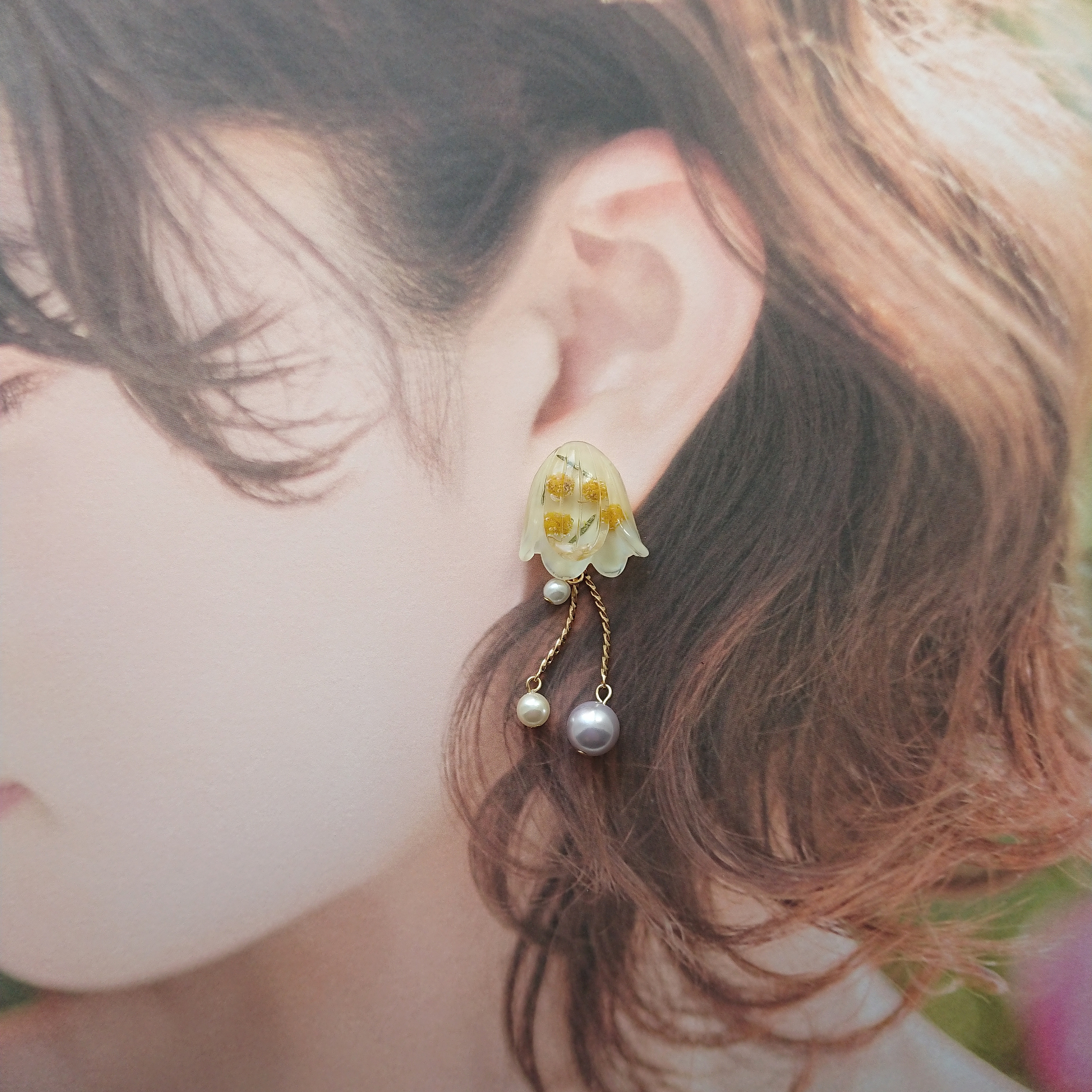 イヤリング ミモザチューリップとゆらゆらパールの画像2