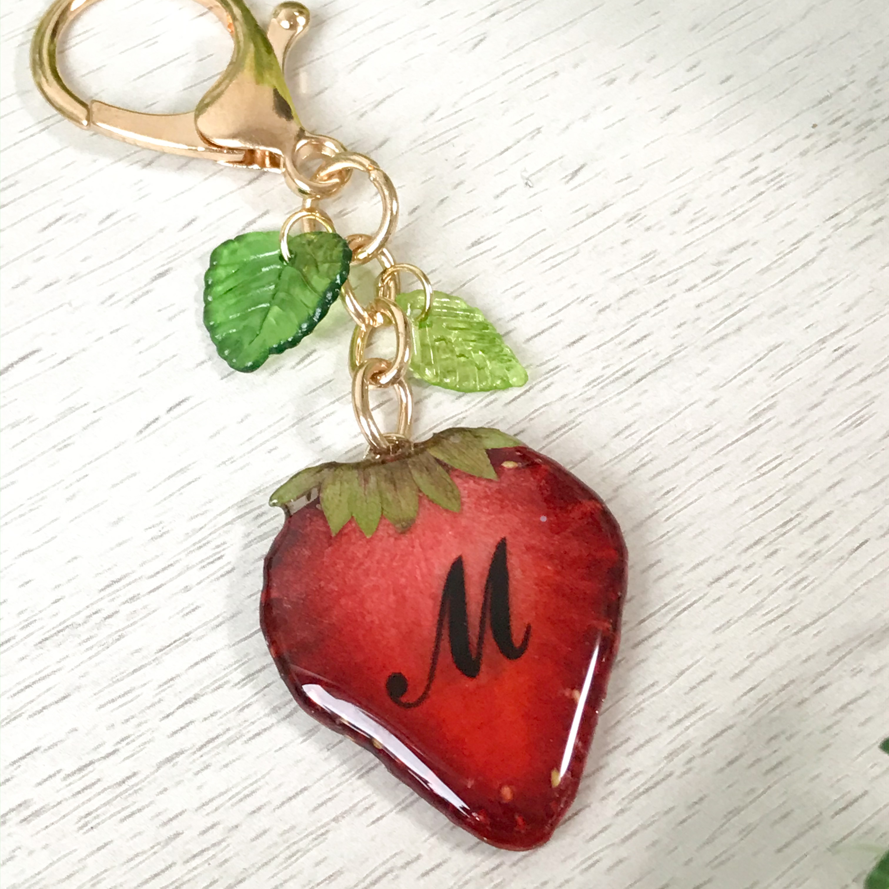 いちご🍓イニシャルキーホルダーの画像3