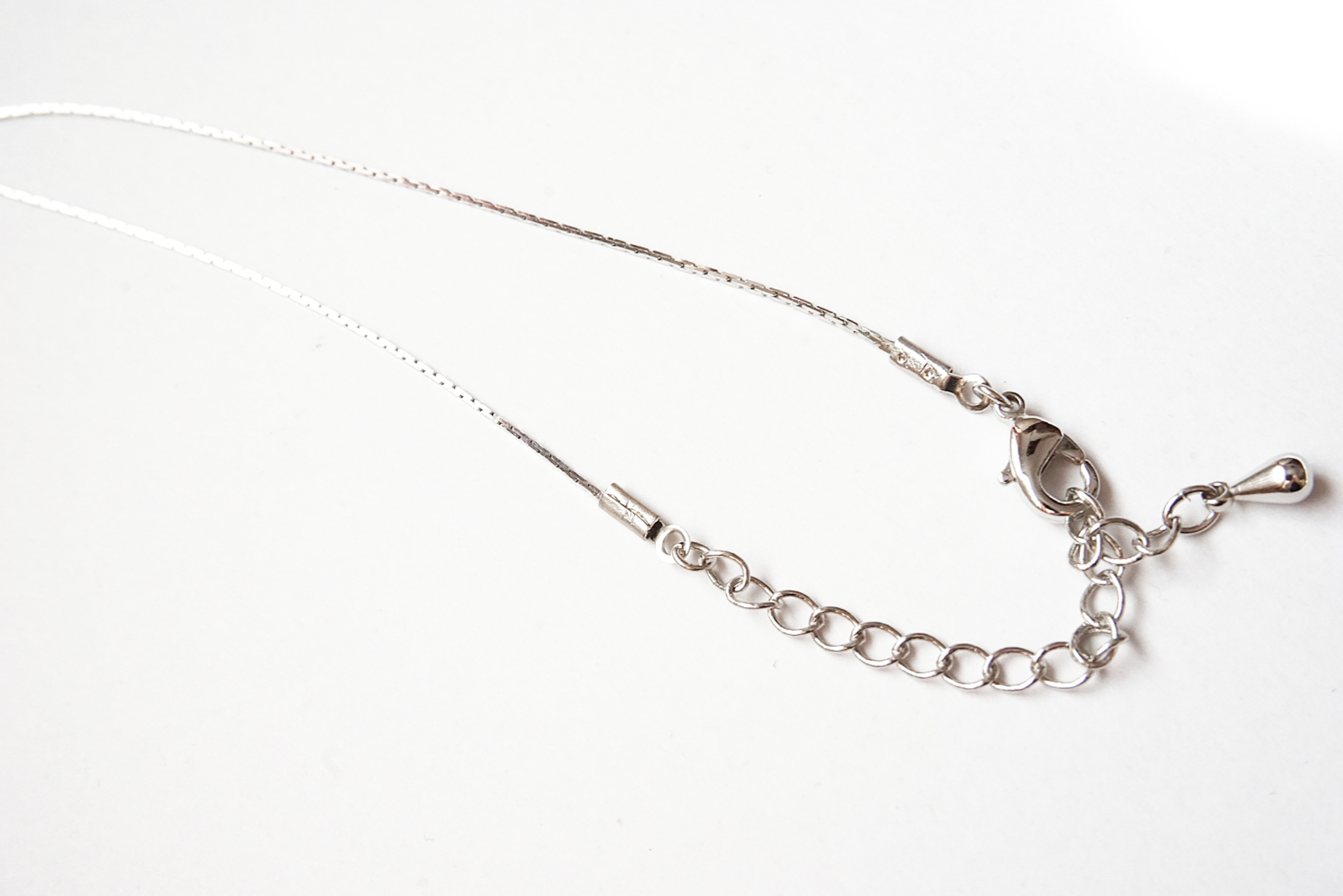 ドイツ製ガラスネックレス(ハート)蝶々の画像3