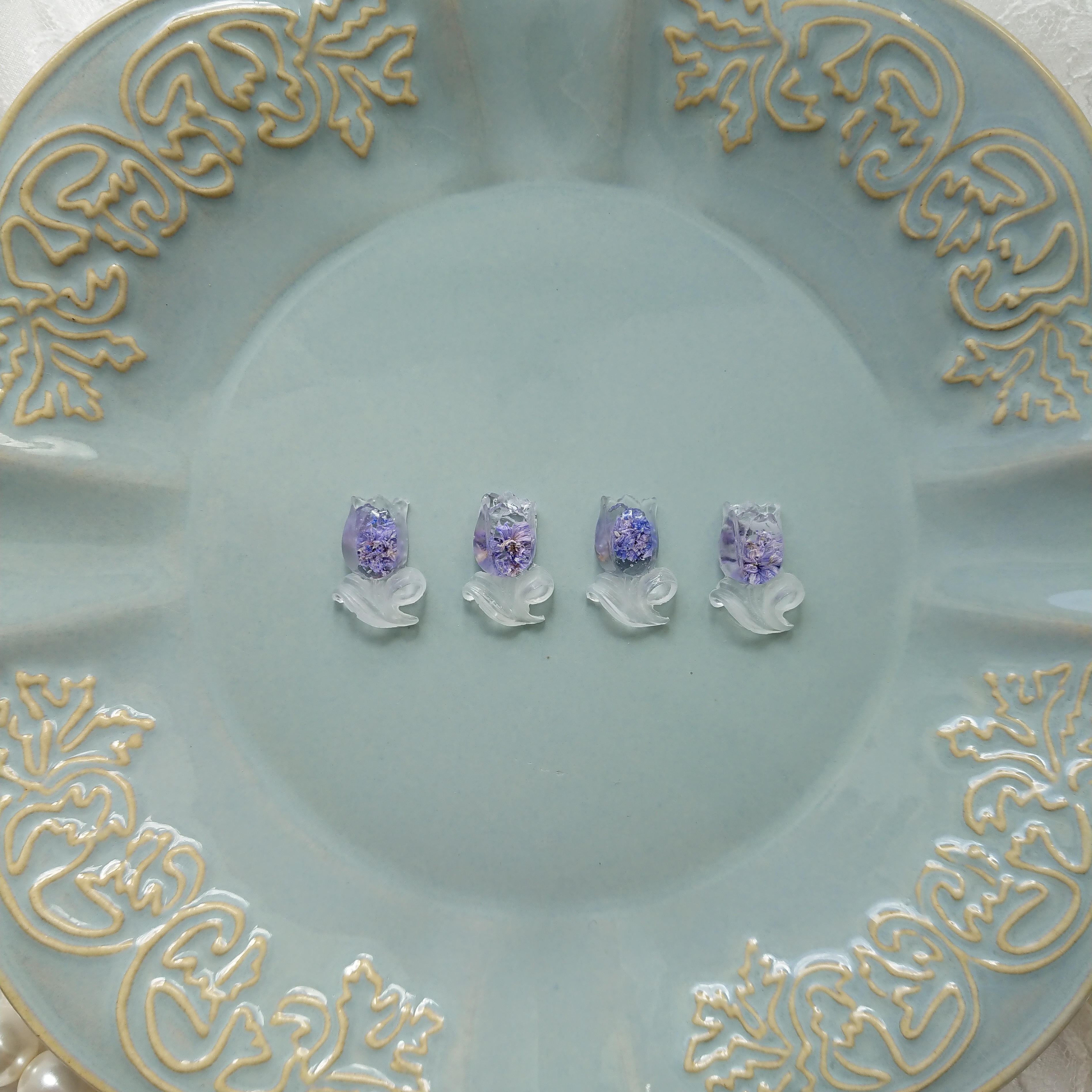 ❁イヤリング❁ハーバリウムチューリップ かすみ草濃紫の画像3