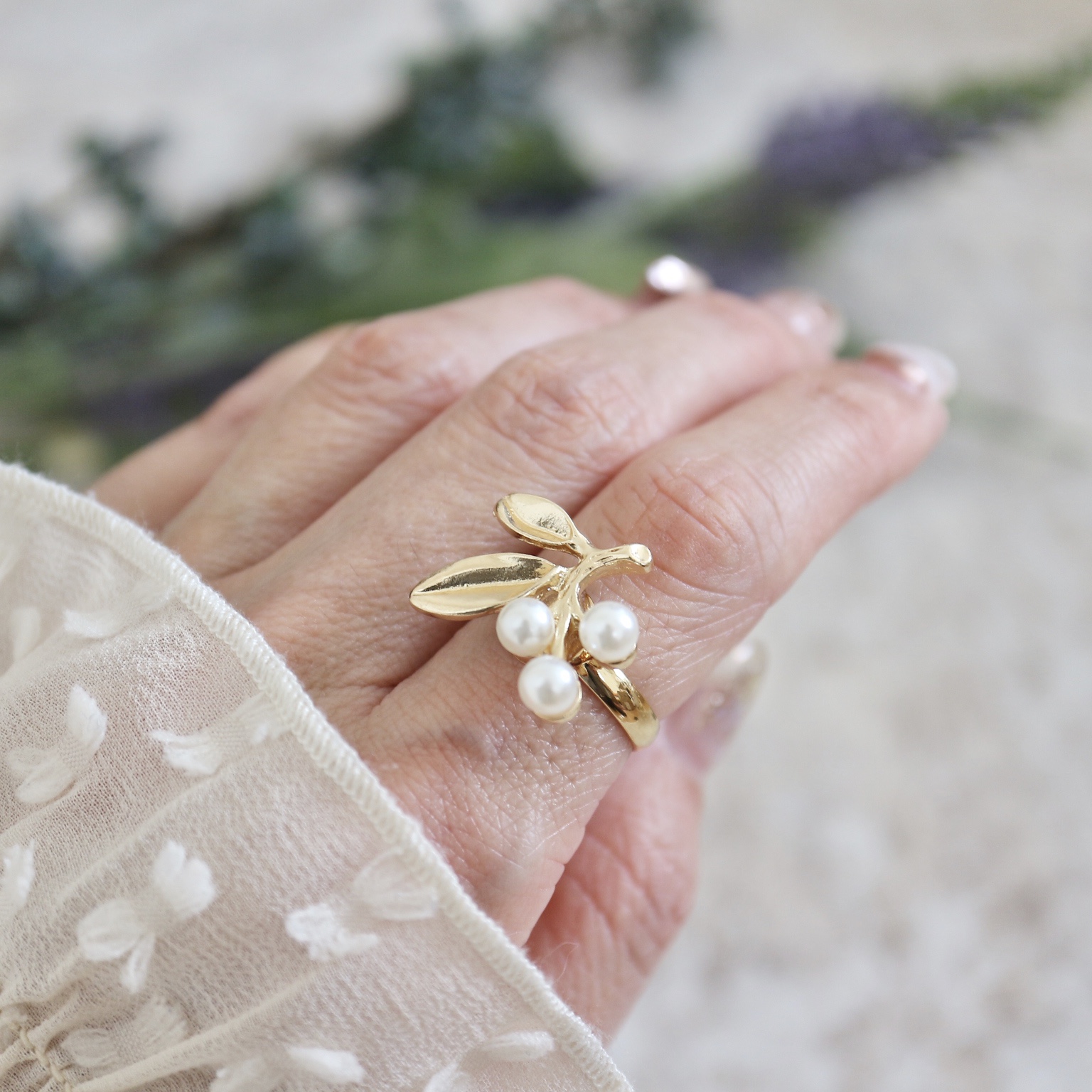 パールの実フェミニンリング（フリーサイズ13号〜）の画像2