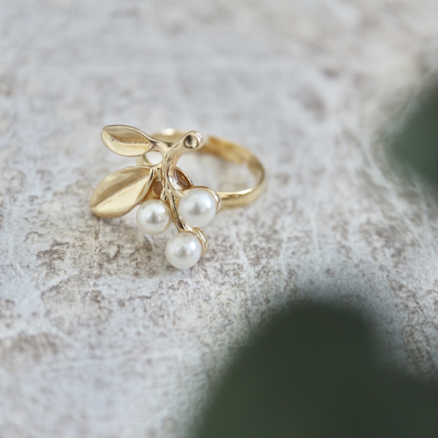 パールの実フェミニンリング（フリーサイズ13号〜）の画像5