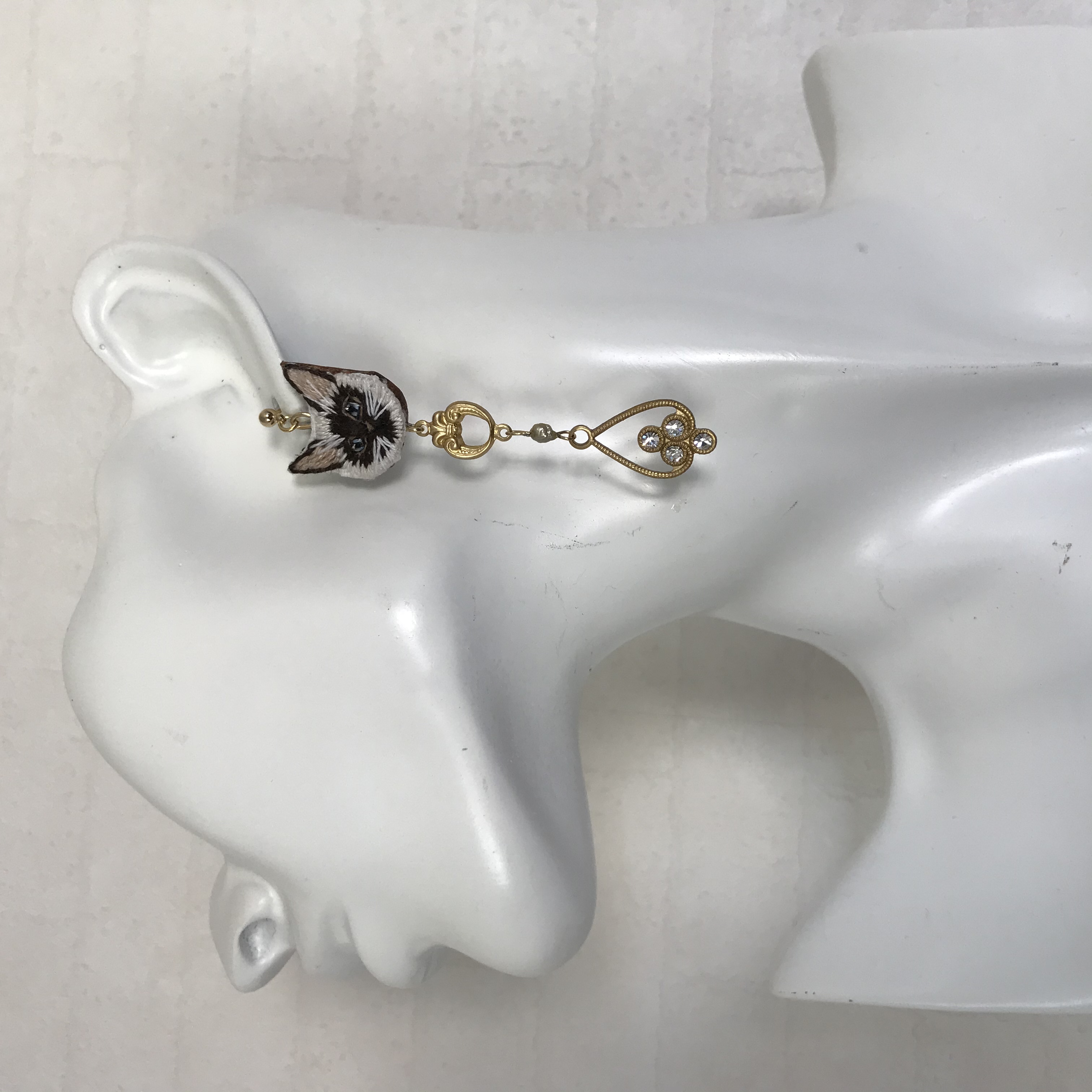 ヴィンテージライクキャット ピアスの画像3