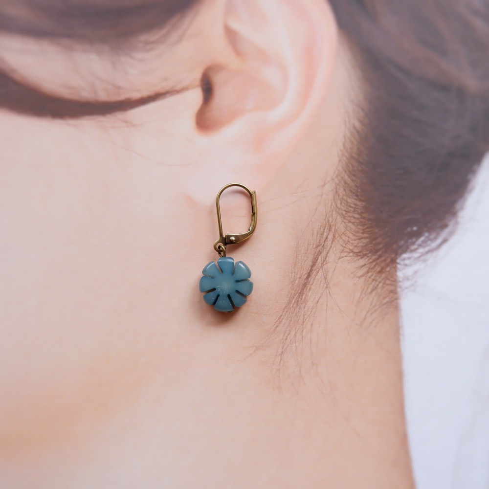 Blue flower Pierced Earrings / Ear Clipsの画像2