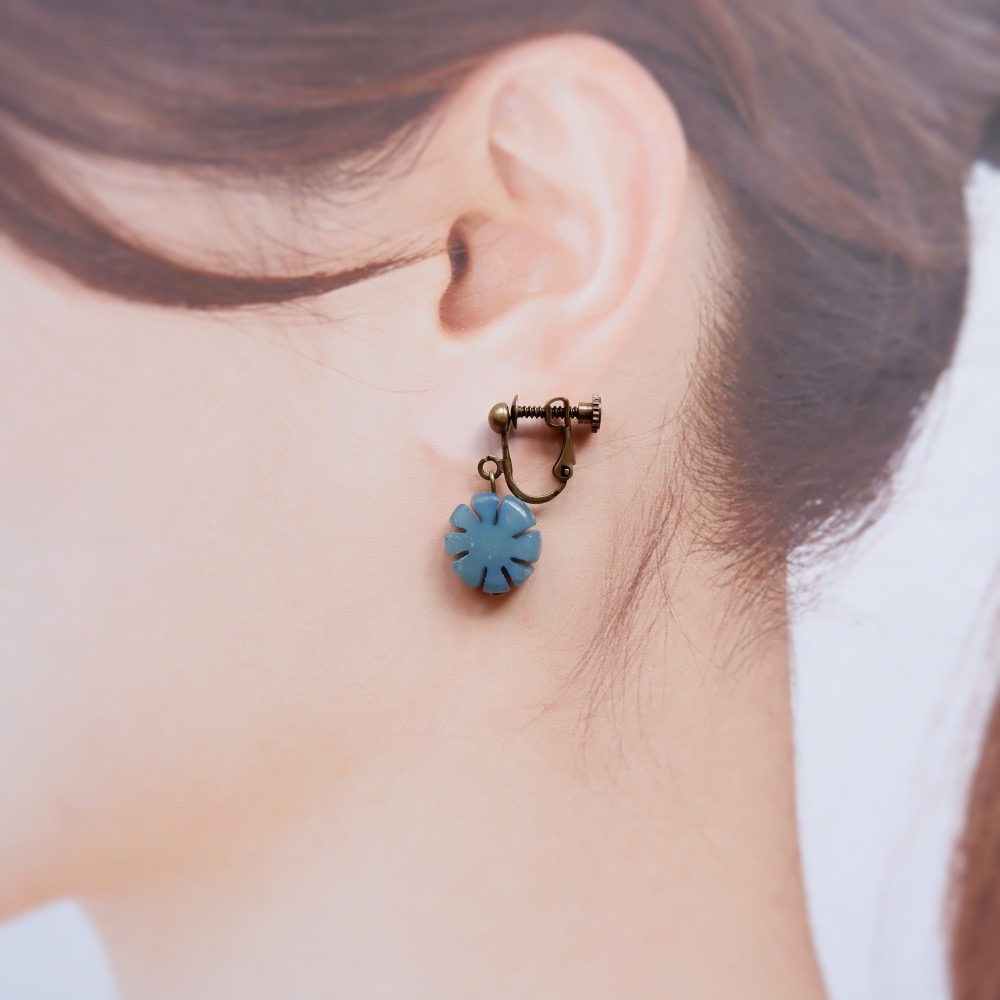 Blue flower Pierced Earrings / Ear Clipsの画像6