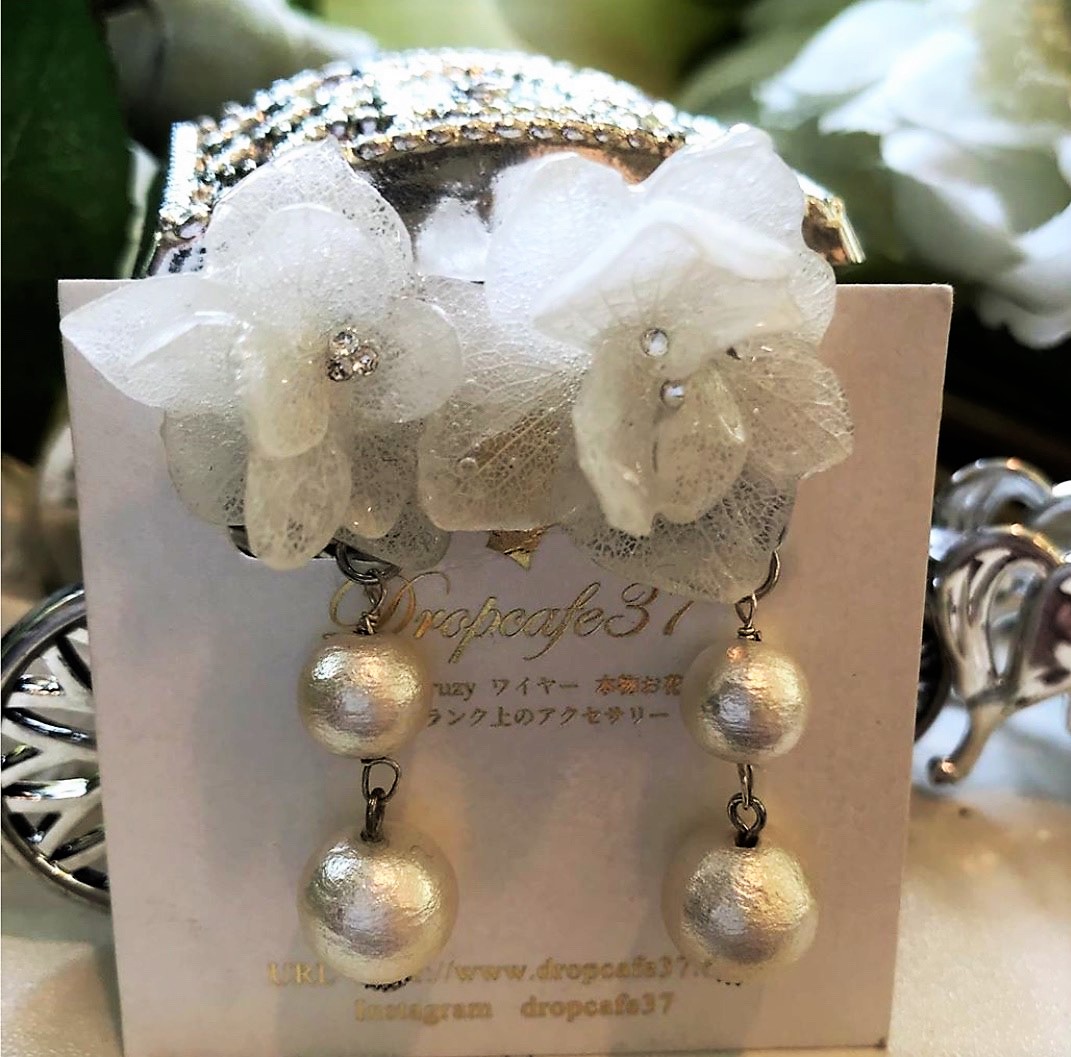 本物のお花紫陽花　立体2wayピアス　OR　イヤリング　受注製作の画像3