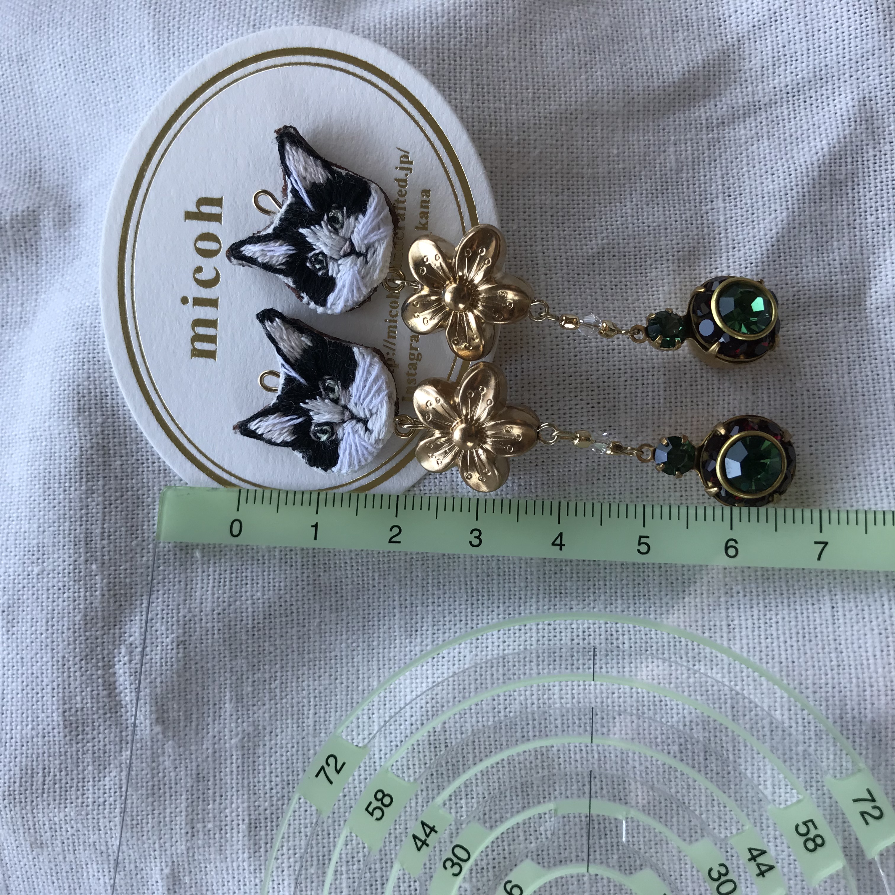 ヴィンテージ ライクキャットピアスの画像3