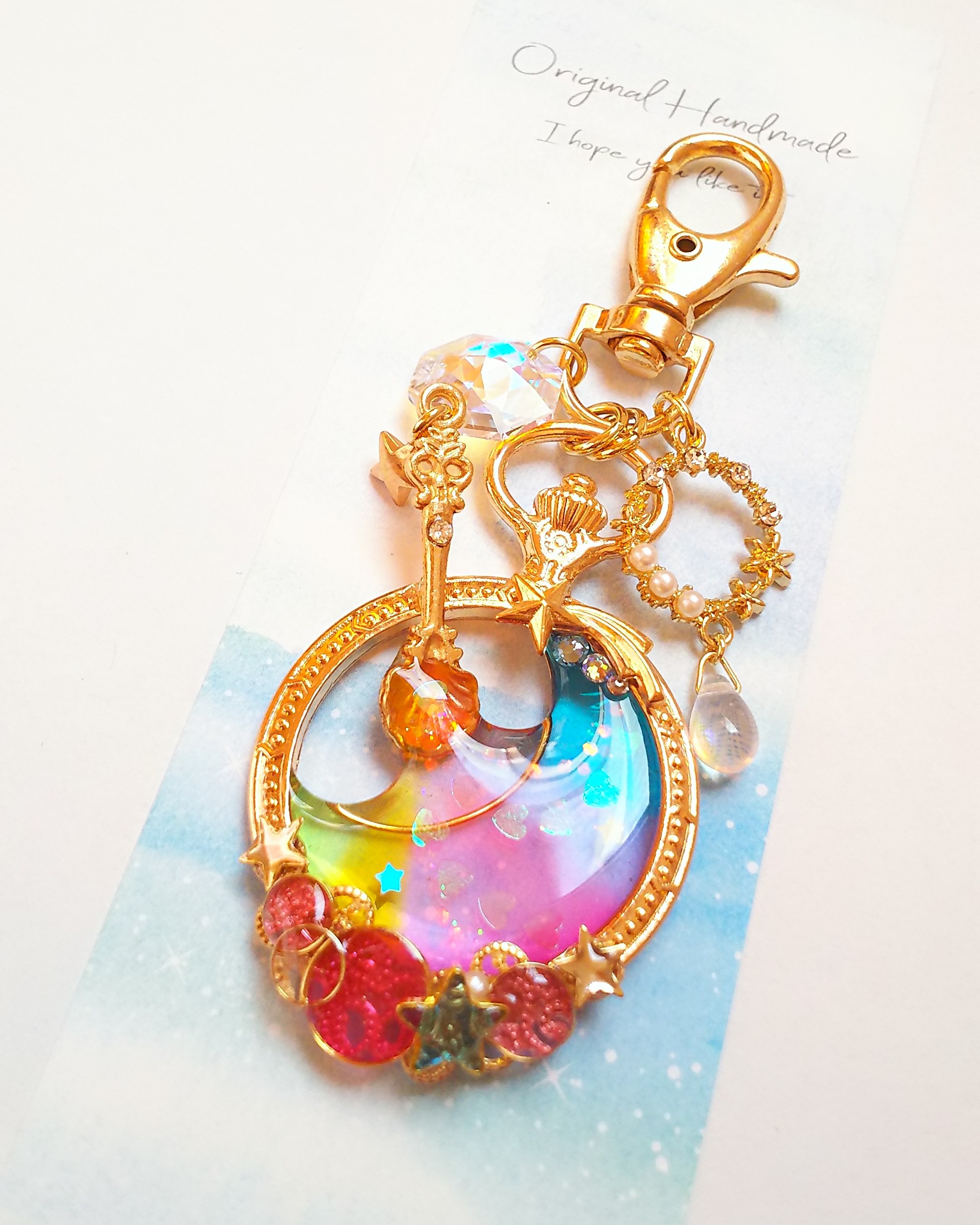 レインボーカラーの三日月キーホルダーの画像2