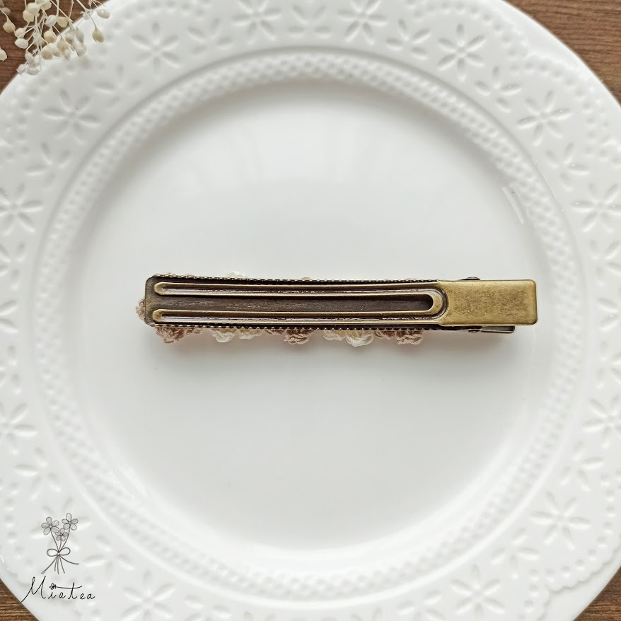 お花のヘアクリップ“ラテ”の画像4