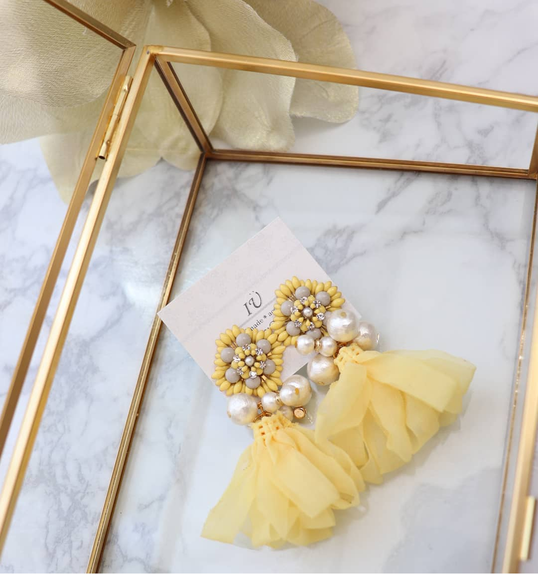 人気Ｎｏ．1♡yellow perl flowerの画像2