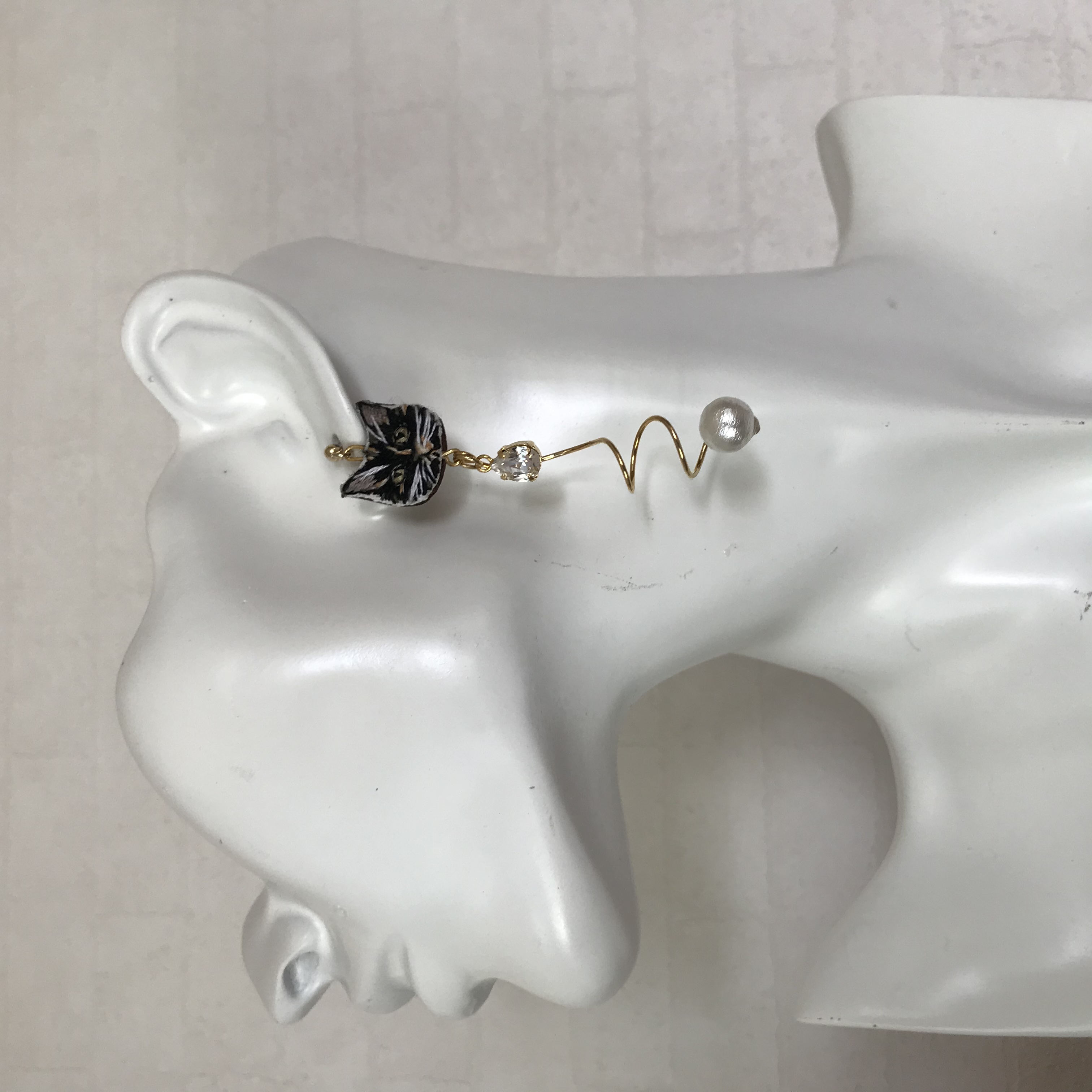 スパイラルテールキャット　ピアスの画像3