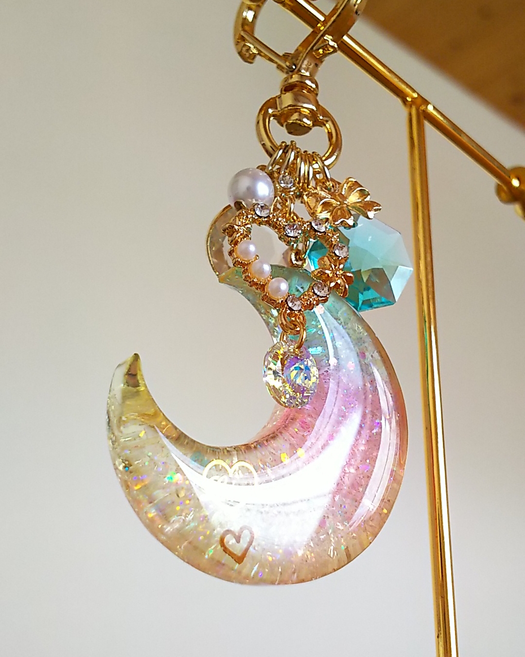 パステルカラーのガラスフレーク三日月🌙の画像3