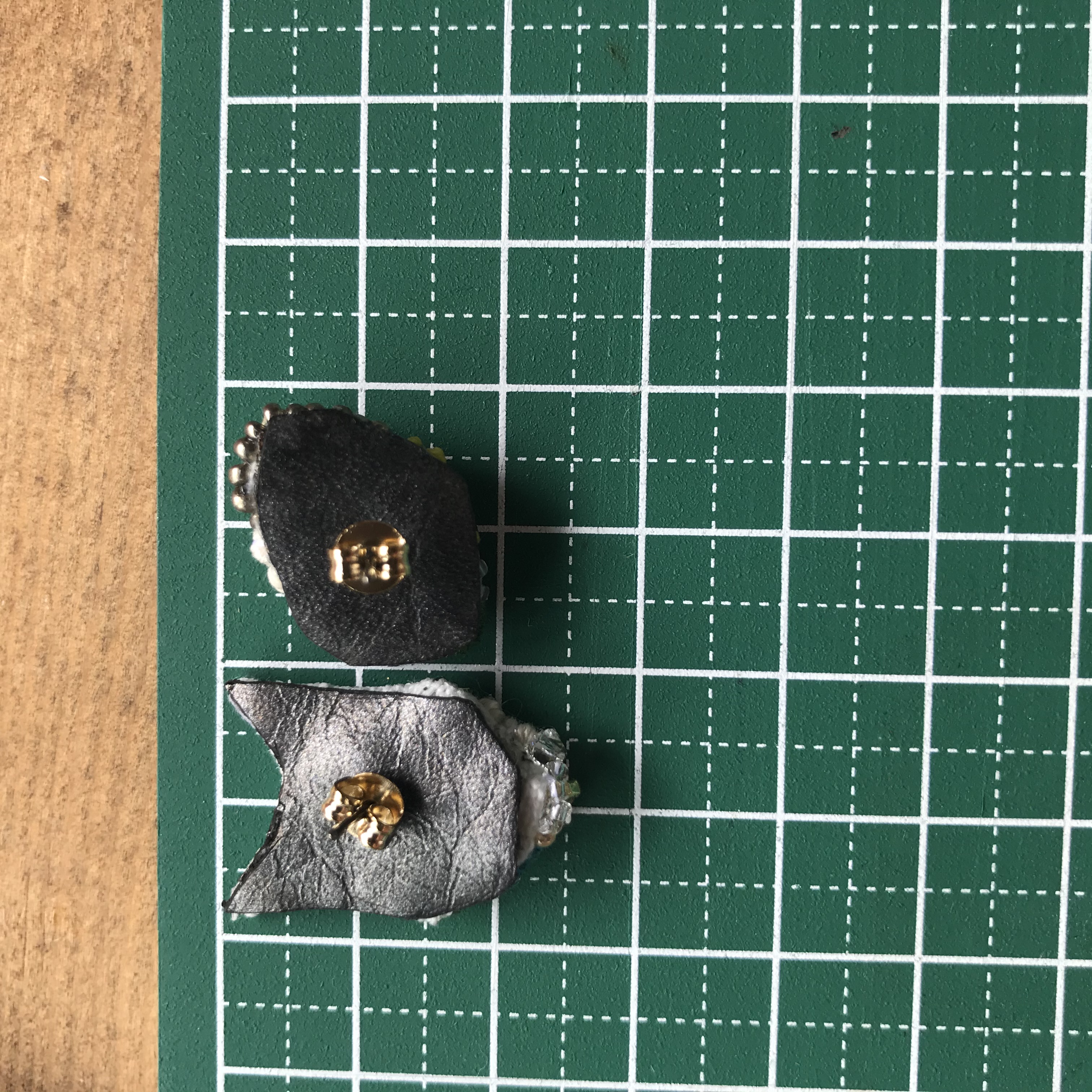 フラワーアレンジメント　キャットピアス(ロシアンブルー)の画像3