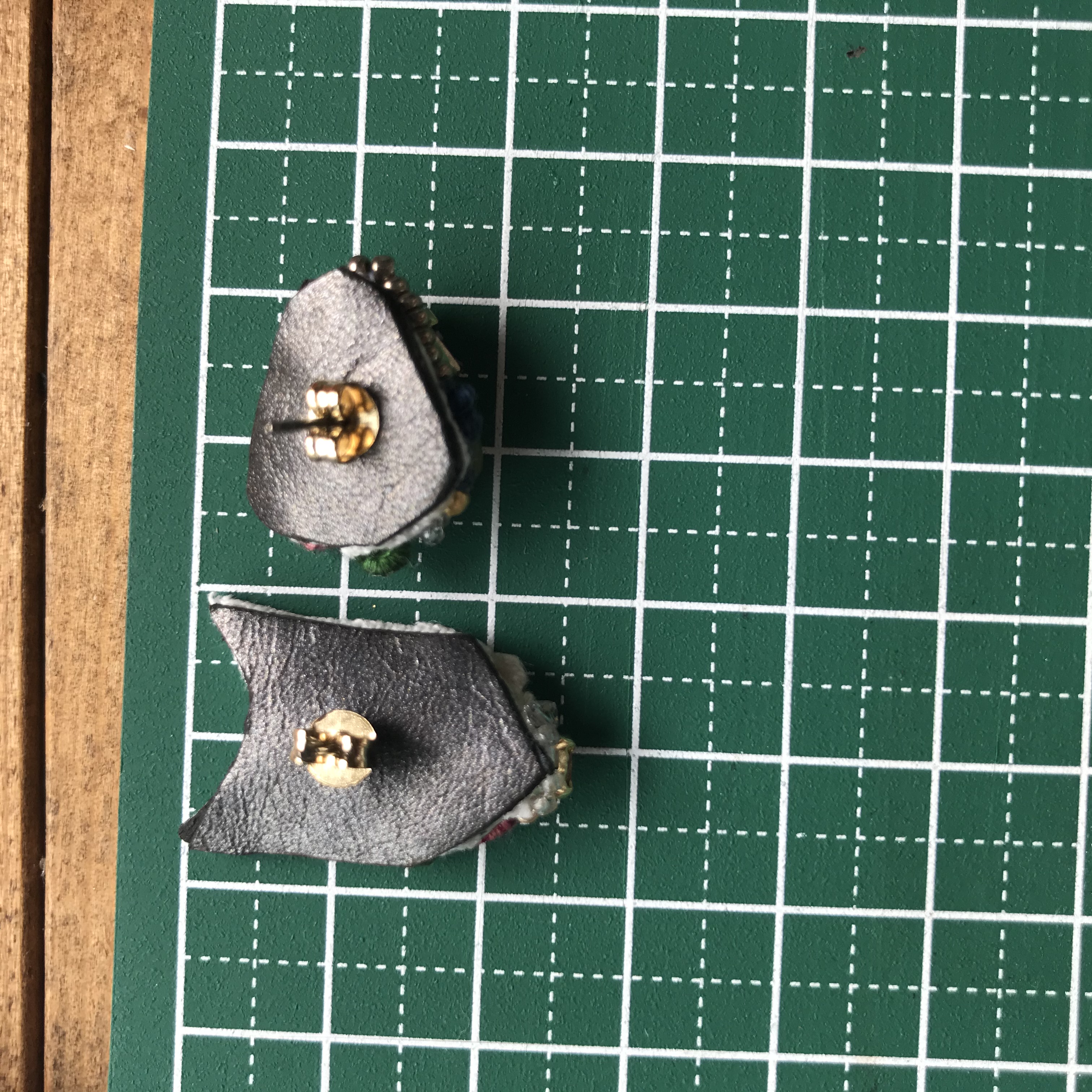 フラワーアレンジメント　キャットピアス(オッドアイ白猫)  の画像4