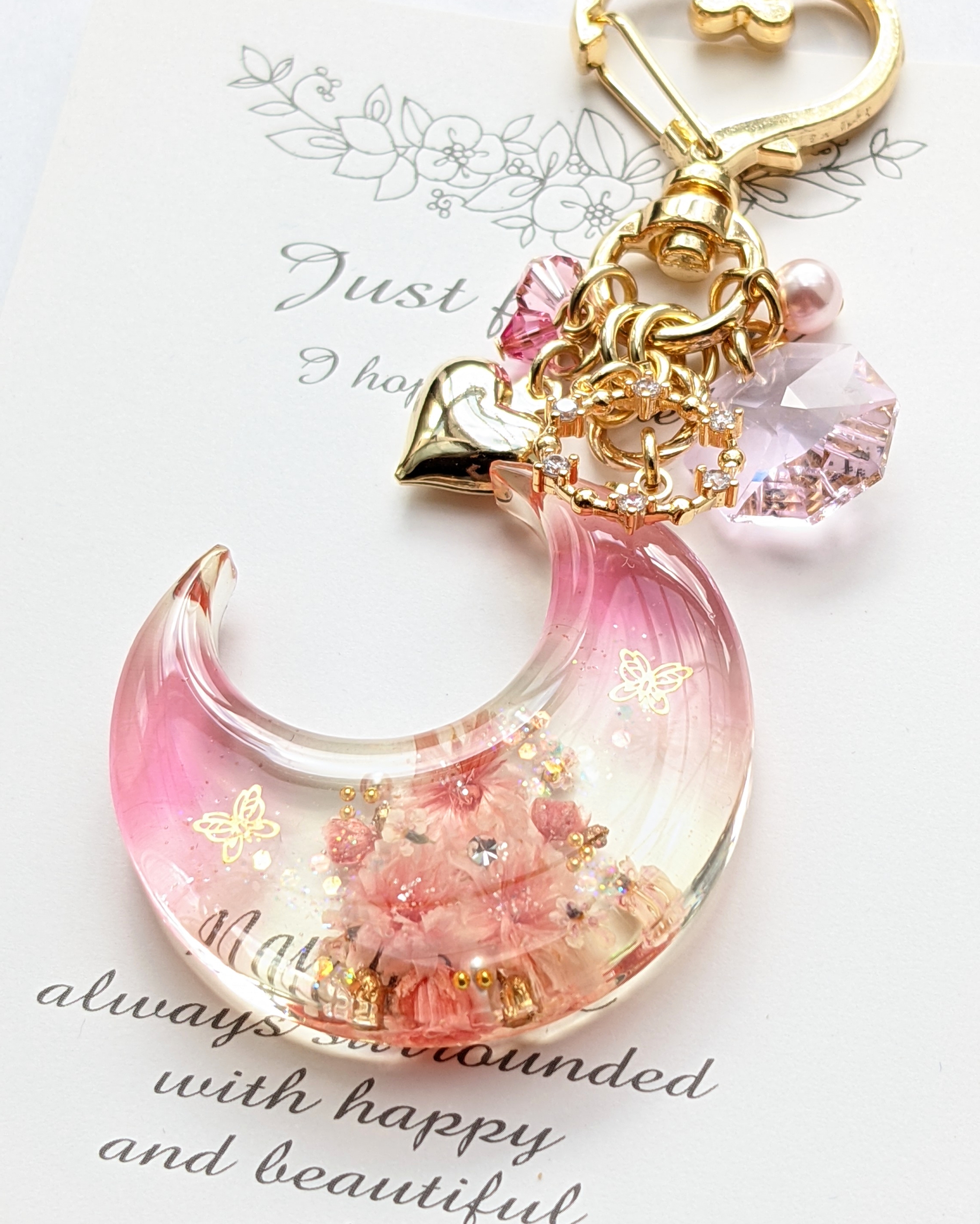 蝶が舞うカスミソウの三日月🌙の画像2