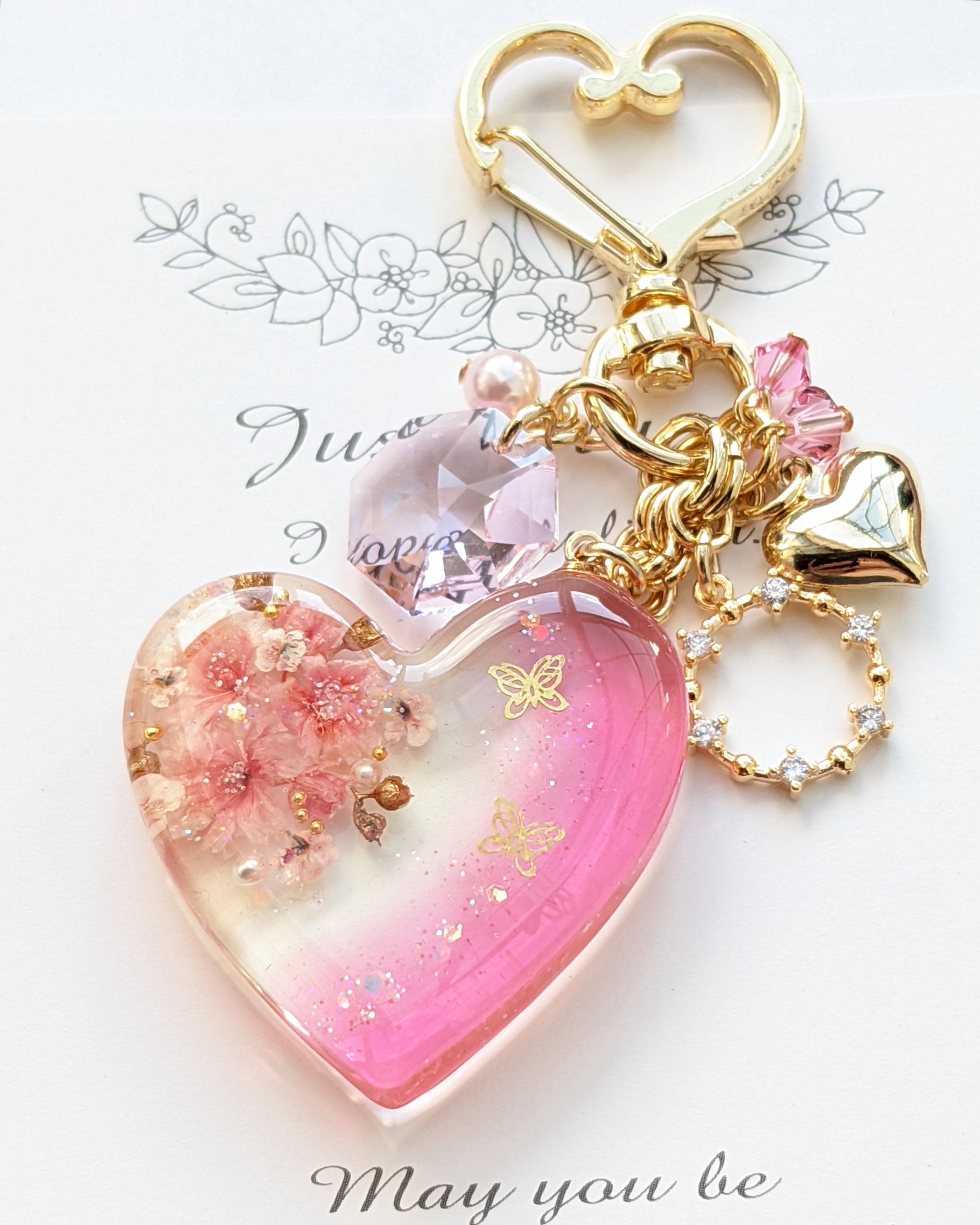 蝶が舞うカスミソウハート♡の画像2