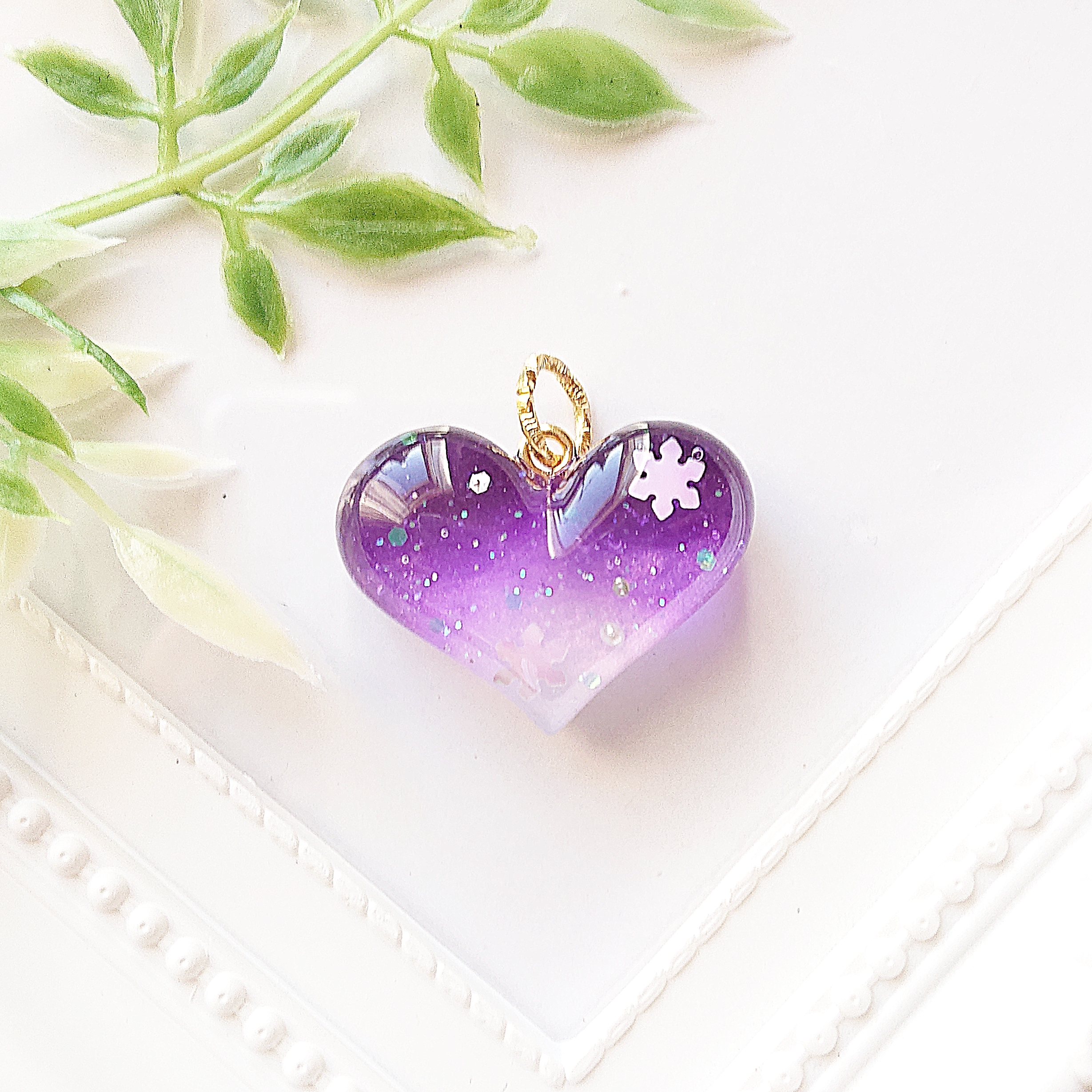 雪の夜空✩.*˚ ハート型レジンネックレスの画像5