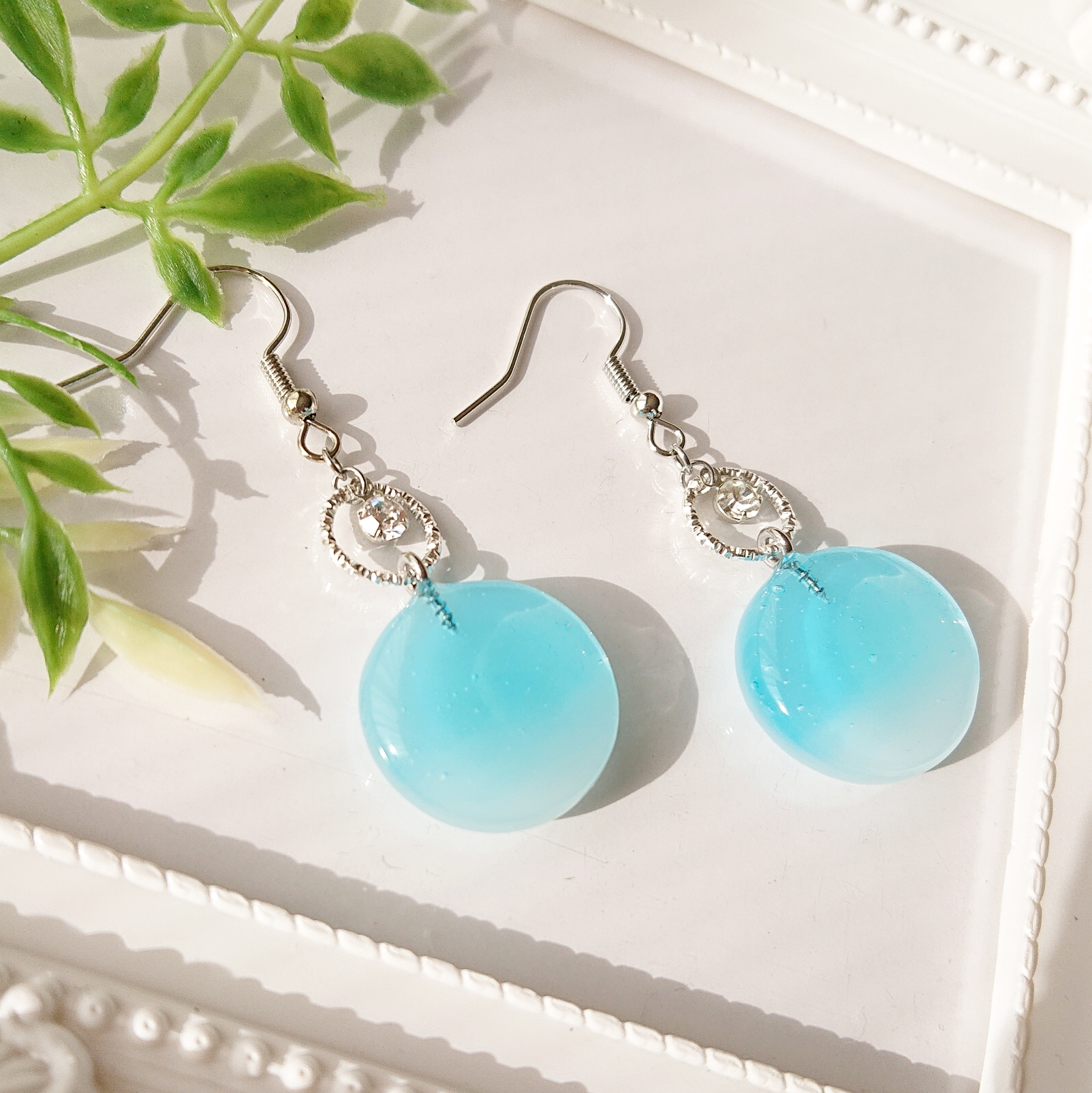 あの日見た青空｡*ﾟ円型レジンピアス・イヤリングの画像3