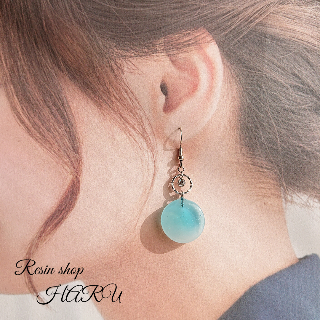 あの日見た青空｡*ﾟ円型レジンピアス・イヤリングの画像4