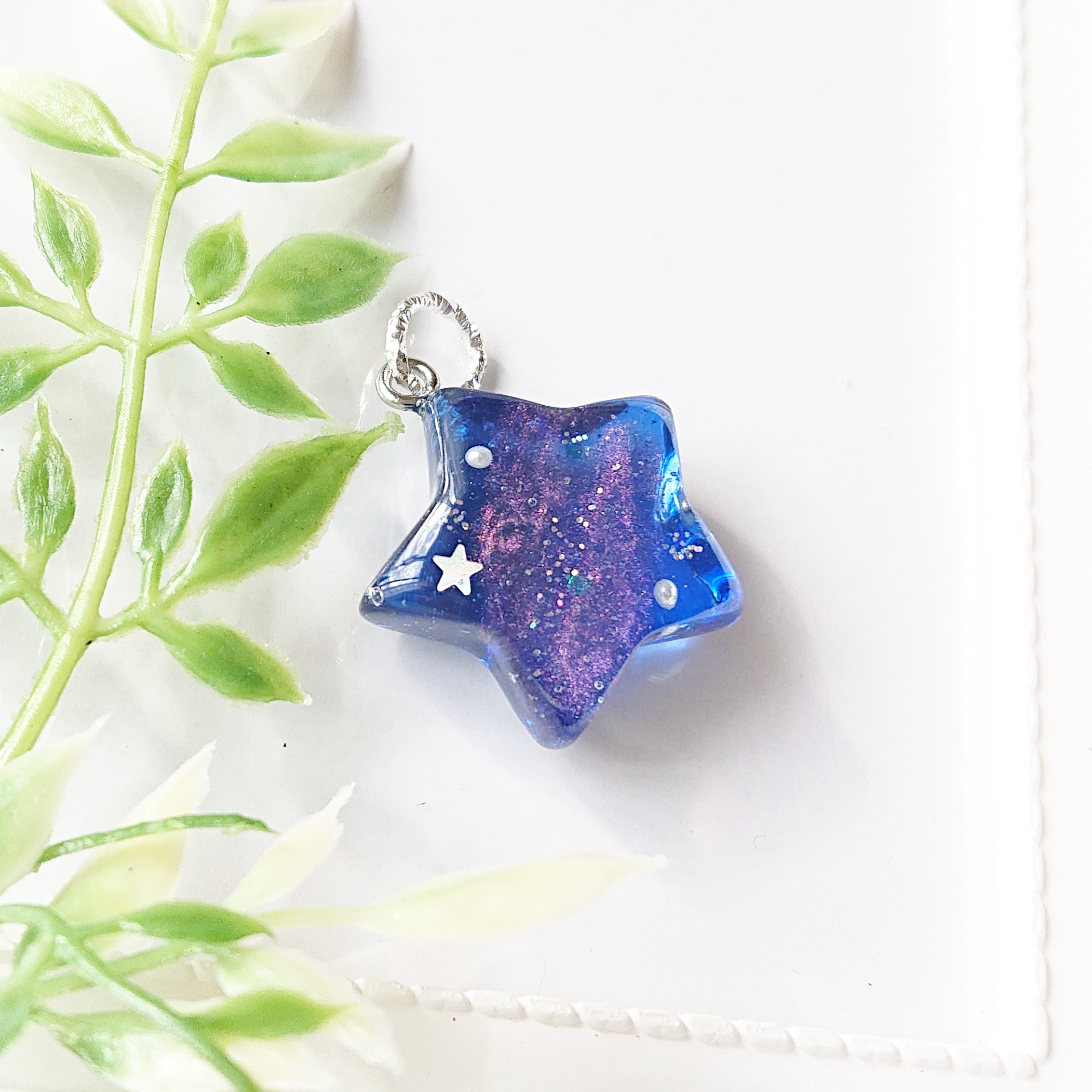星の宇宙∗*ﾟ星型レジンネックレスの画像4