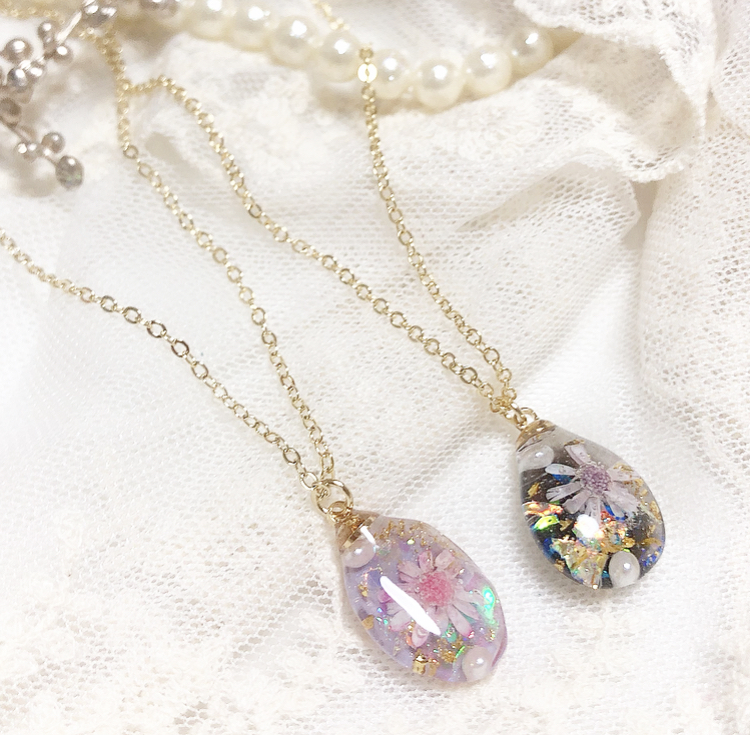 ブラック雫ネックレスの画像2