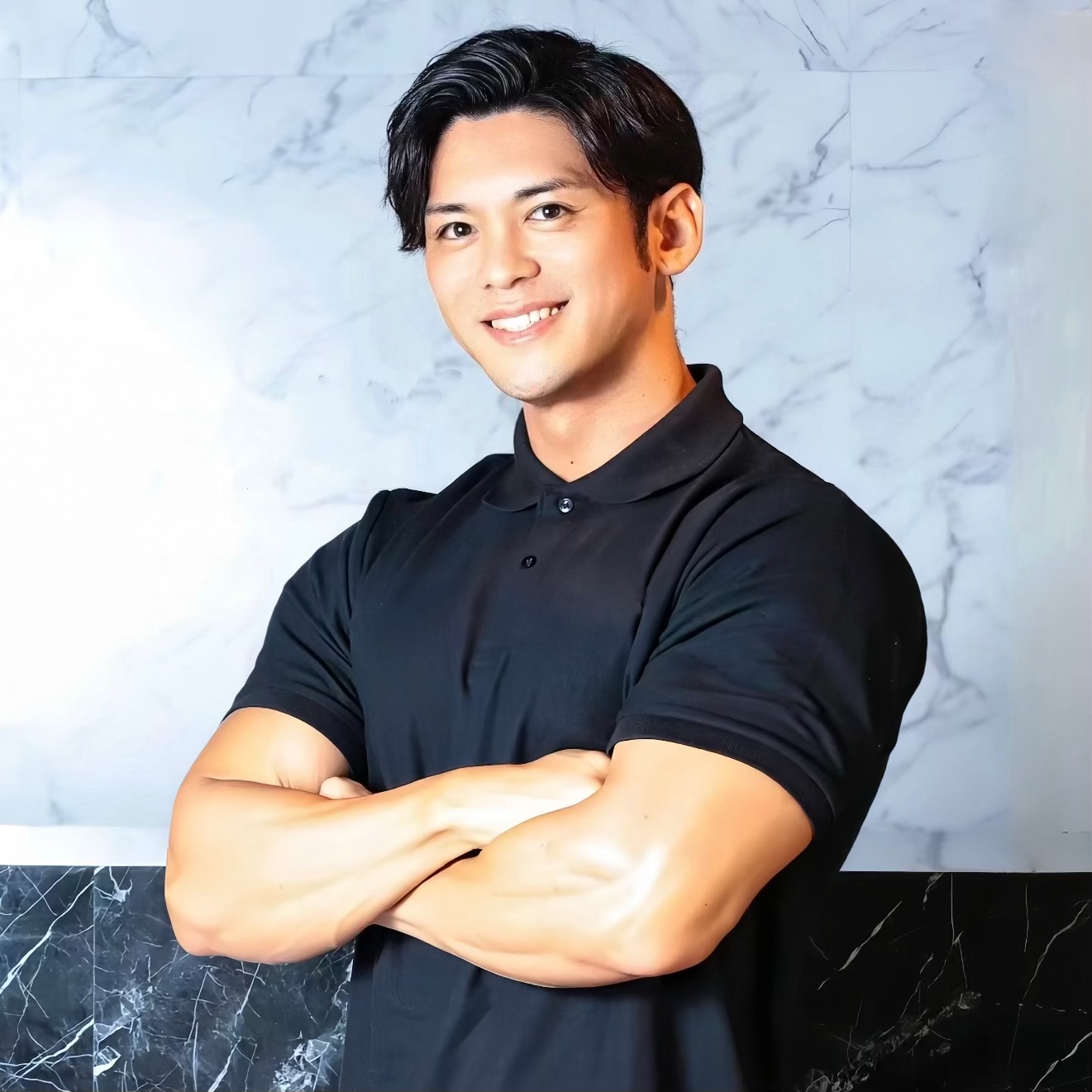 西 和良（サラリーマッチョ ニッシー)