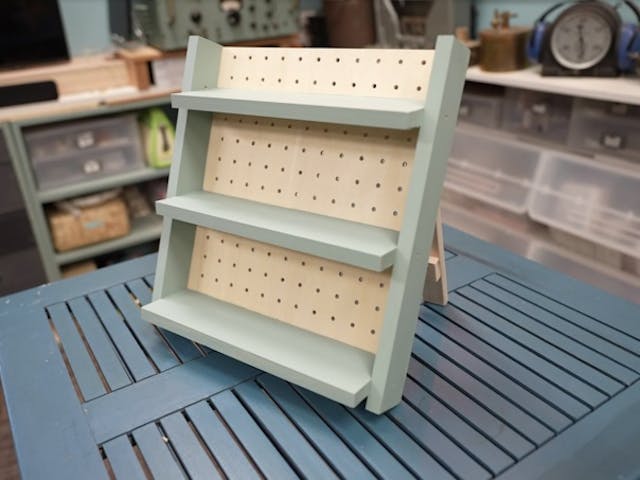 おしゃれなディスプレイが実現
「折りたたみ式ディスプレイシェルフ」