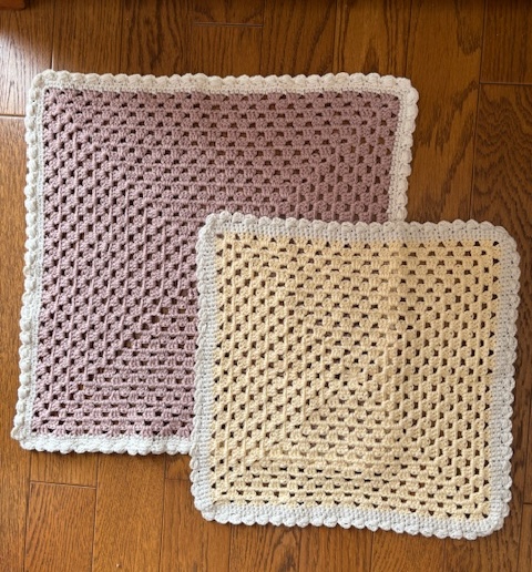 かぎ針編み グラニースクエア編みで作る簡単かごカバーを受講したあっちゃんさんの作品