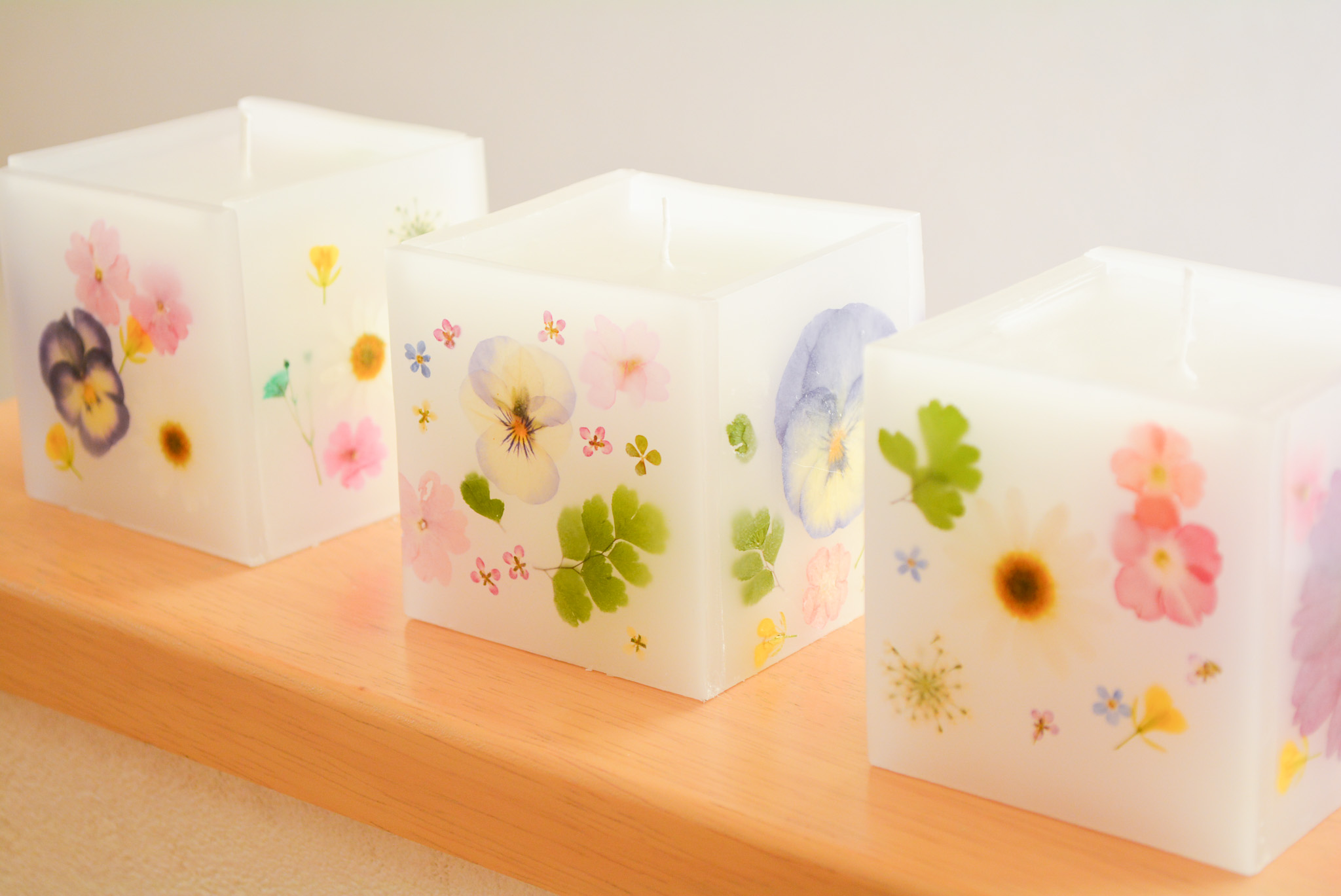 押し花スクエアキャンドルの作り方