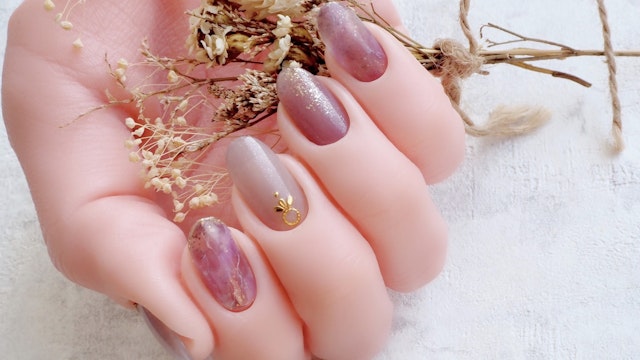 動画詳細 色っぽいニュアンスネイル Fantist