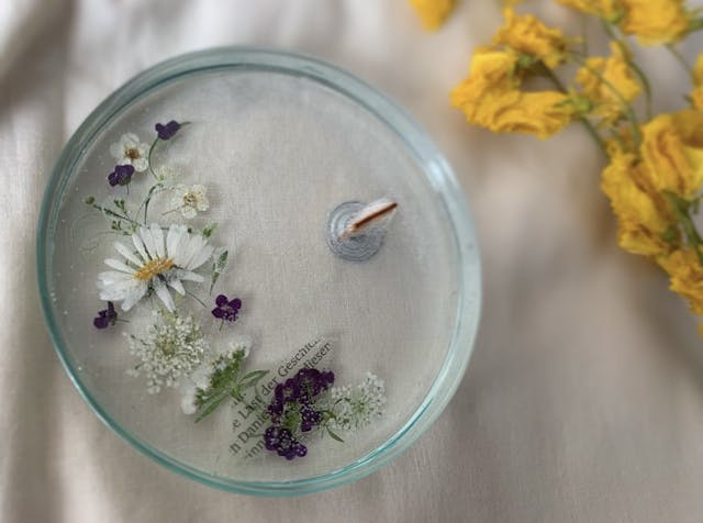 フリージングフラワーキャンドルの作り方