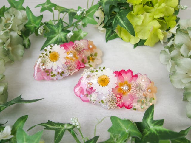 上級編② 押し花バレッタの作り方