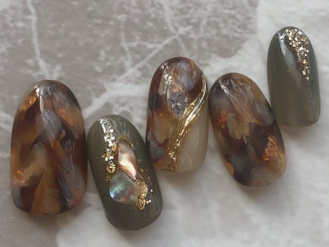 奥行き×とろけるニュアンスべっ甲ネイルのやり方