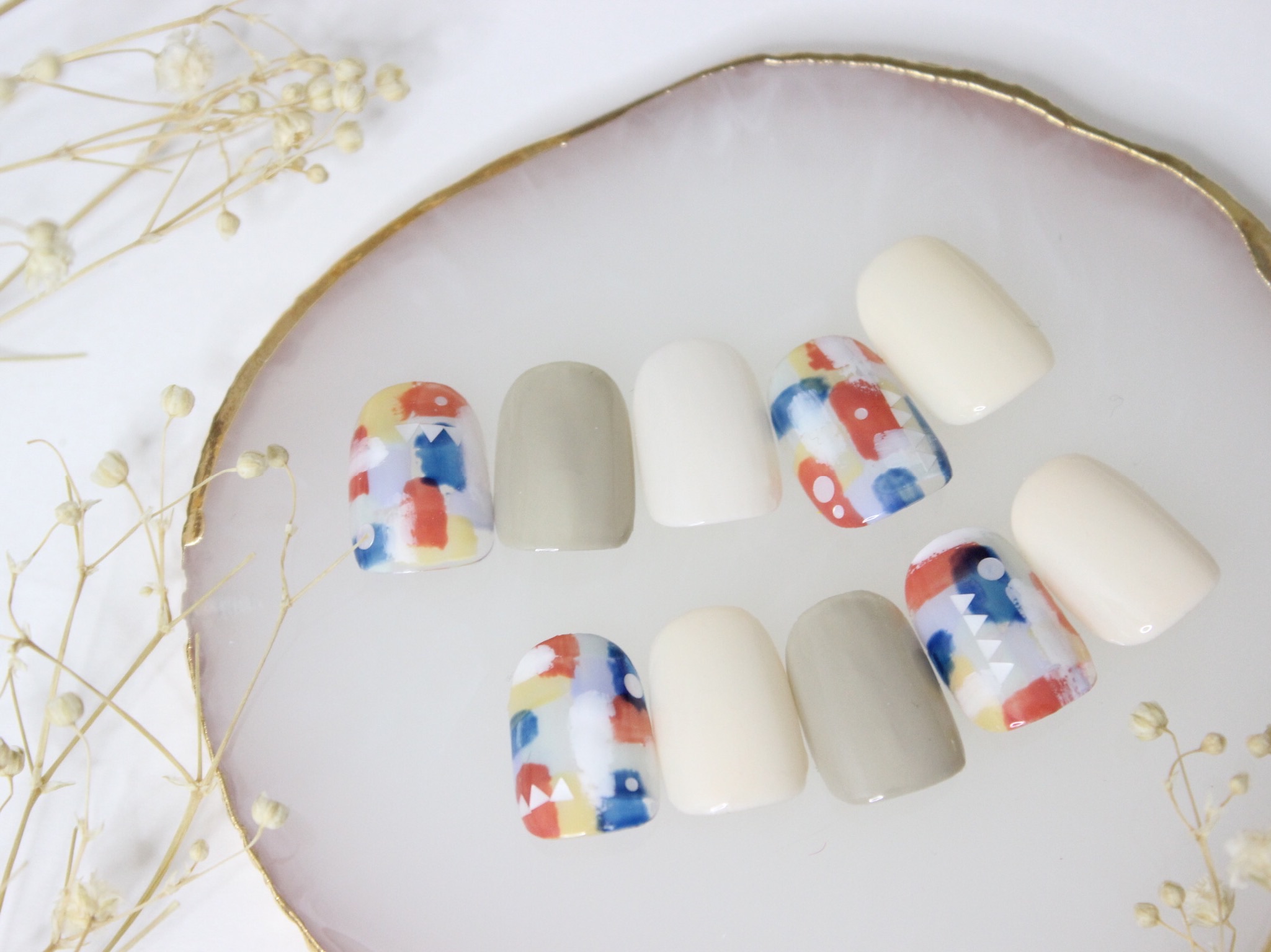 奥行き感ばっちり！ペンキのネイルの作り方