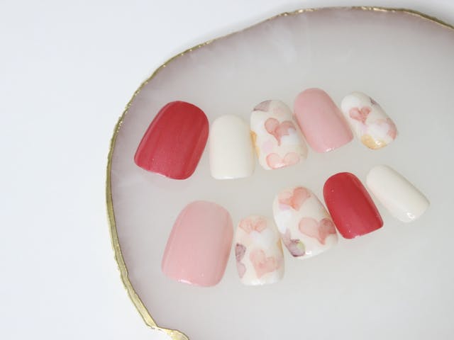 じんわり感がポイント★水彩ハートネイルの作り方