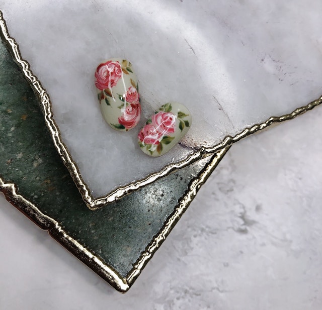 antique flowersの紹介画像1