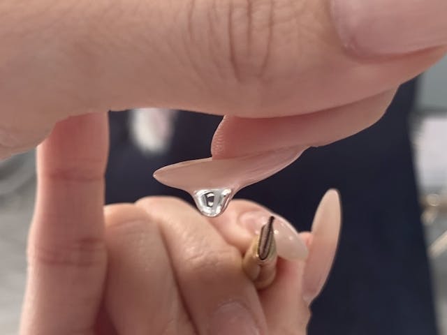 長持ち美フォルムネイルに欠かせないジェルはこれ！