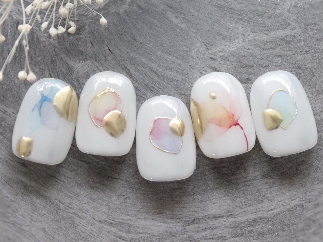 宝石フラワーネイルのやり方