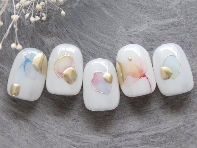 宝石フラワーネイルのやり方