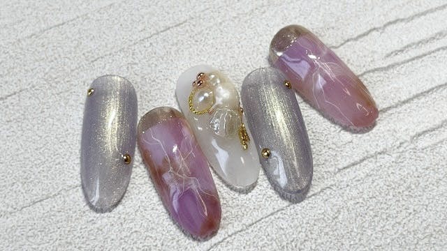 春にピッタリ透け感大理石