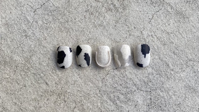 Stylish cowネイルのやり方の紹介画像1