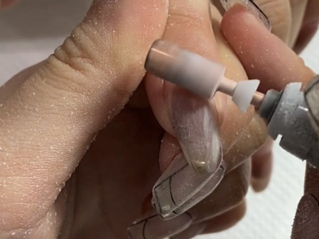 ベッドに亀裂有りオフの仕方＆フォーミングジェルで補強長さ出し